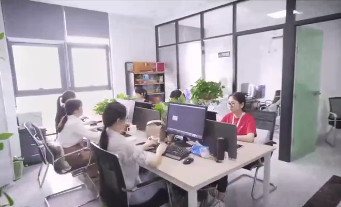 OETY欧亿网站制作价格差距为什么这么大？5000元与3万元纯定制网站差别在哪？
